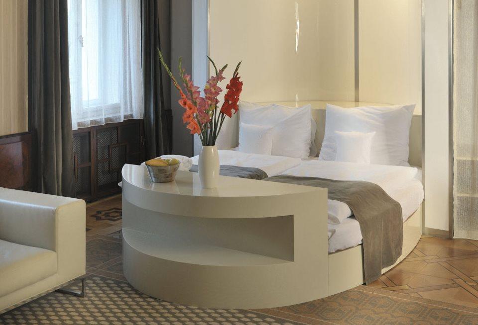 Hradec Králové Hotel Okresni Dum חדר תמונה